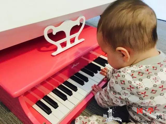 音乐对宝宝大脑好处多但音乐启蒙可不是听听儿_启蒙-莫扎特-乐器-宝宝-