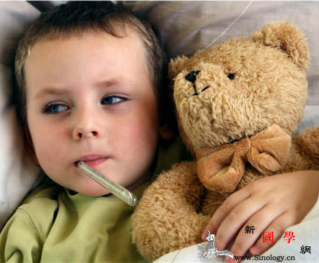 宝宝拉绿屎是什么原因_铁质-胆汁-奶粉-消化不良-