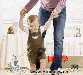 宝宝还不会走路？弄清这几个问题再急也不迟_学步-走路-踮脚-宝宝-