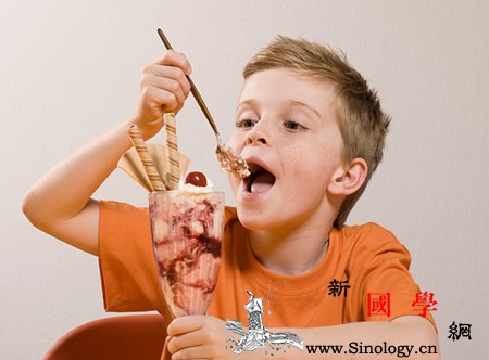 5岁以下的幼儿夏季吃冷饮应警惕！小心吃出肠_冷饮-孩子-生冷-脾胃-