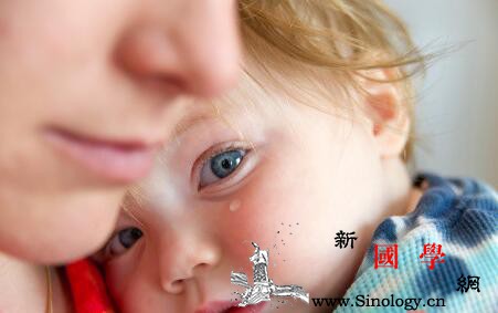 宝贝为啥泪汪汪？_鼻梁-眼科-堵塞-按摩-