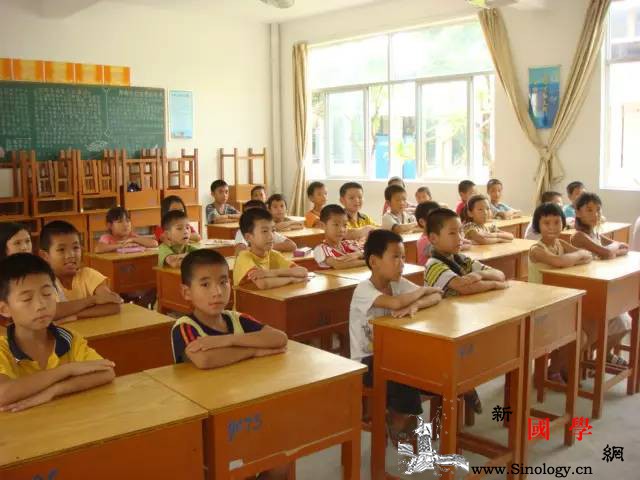 孩子“在校”与“在家”的表现判若两人家长应_幼儿-家长-表现-孩子-