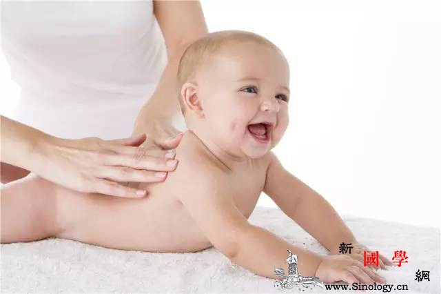 很多妈妈看晚了：宝宝的出生方式影响终生！_羊水-剖腹产-产道-妈妈-