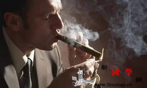 老公为何不该窝沙发？消除疲劳越耍废就越累！_疲劳-消除-老公-身体-两性知识