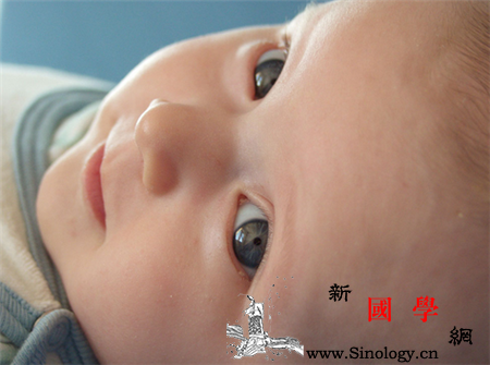 宝宝睡觉呼哧呼哧怎么回事_呼哧呼哧-鼻塞-鼻腔-水肿-