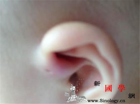 耳前瘘管一定要手术吗术后要注意这些！_瘘管-鲜蛋-瘢痕-症状-