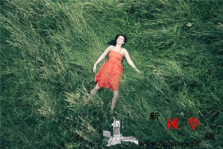 孕妇坐火车早产怎么办_待产-乘务员-早产-医务人员-