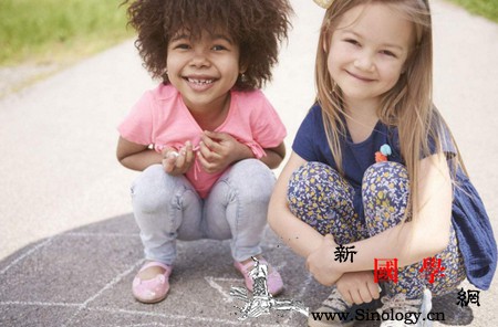 为什么孩子讨厌在幼儿园拉粑粑？家长们知道是怎_粑粑-幼儿园-父母-老师-