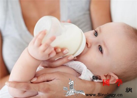 婴儿吃奶就哭什么原因_喂奶-乳汁-吃奶-婴儿-