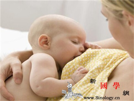 宝宝多大不会吐奶_孔眼-逗引-喂奶-抬高-