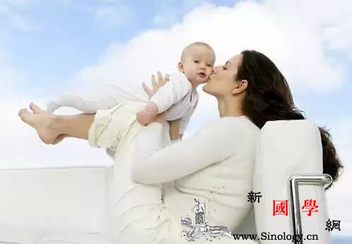 夏天怎么坐月子才科学?夏天坐月子可以吃西瓜_坐月子-还会-剖腹产-产妇-