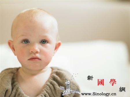 宝宝头发少是缺钙吗_头发-影响到-稀少-脱发-