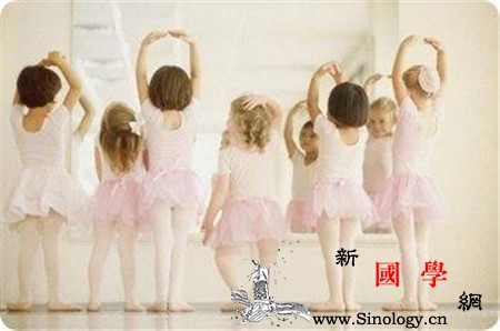 孩子多大可以学芭蕾_芭蕾-肌肉-姿势-舞蹈-