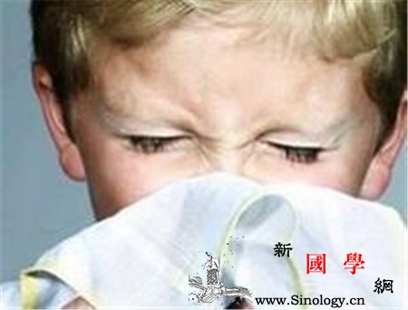 儿童过敏性咳嗽症状宝宝咳嗽不要光想着止咳_止咳-抗生素-交替-咳嗽-