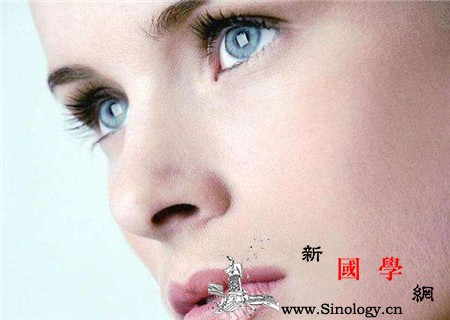 黑眼圈怎么去除小窍门让你告别熊猫眼_黑眼圈-药棉-眼部-按摩-