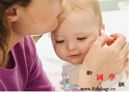 耳朵总是痒怎么回事_耵聍-外耳道-耳屎-毛囊-