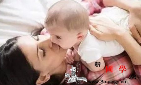 新手宝妈带娃的常见误区要避免哦！_喂奶-误区-屁屁-妈妈-