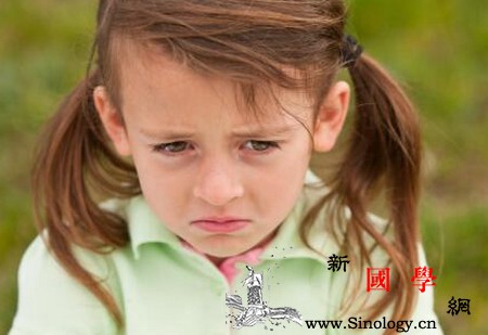 速看！这些行为竟然会影响宝宝视力_弱视-眼部-视力-蓝光-