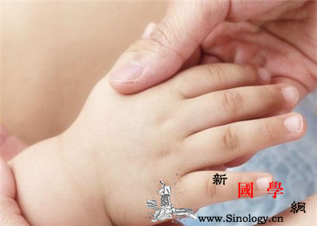 宝宝小指弯曲什么原因_腱鞘-肌腱-弯曲-肌肉-