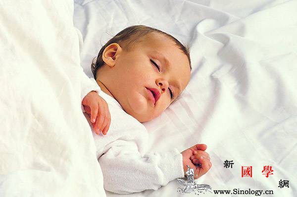宝宝睡觉总摇头怎么办_鱼肝油-钙质-湿疹-补钙-