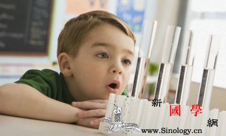 高效父母养成记采取正面积极的亲子沟通方式_担心-父母-感受-孩子-