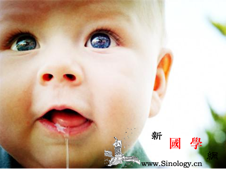 3个月宝宝流口水_唾液腺-围嘴-流口水-个月-