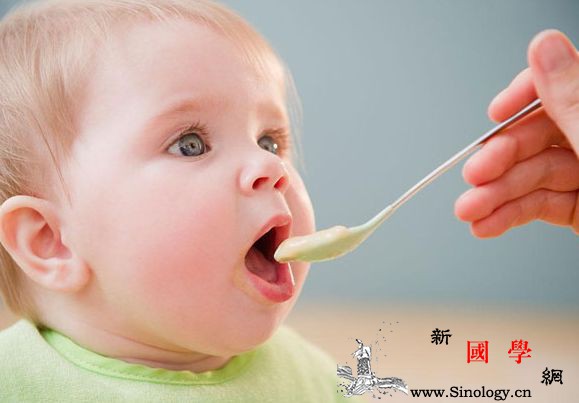 一岁宝宝吃奶量_吸吮-乳汁-喂养-调配-
