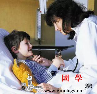 儿童髋关节滑膜炎怎么治_牵引-关节-股骨头-患儿-