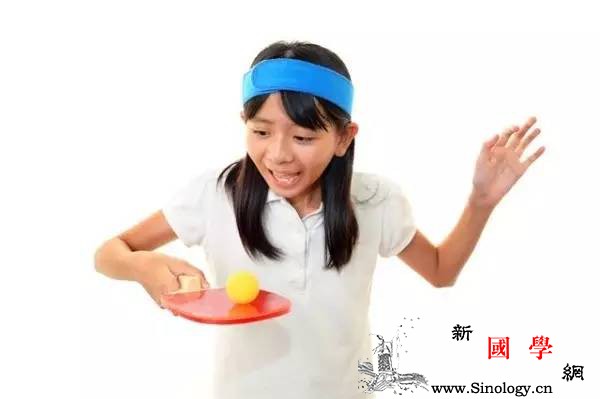 擦亮你的眼睛！孩子几岁开始打乒乓_球拍-海绵-乒乓球-乒乓-