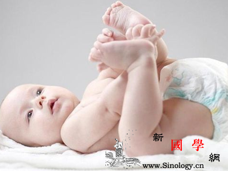 宝宝用尿不湿好吗揭秘尿不湿的使用误区_省去-出门-妈妈-宝宝-