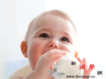 50天宝宝吃多少毫升奶粉每天吃几顿全在这_天宝-喂养-调配-奶粉-