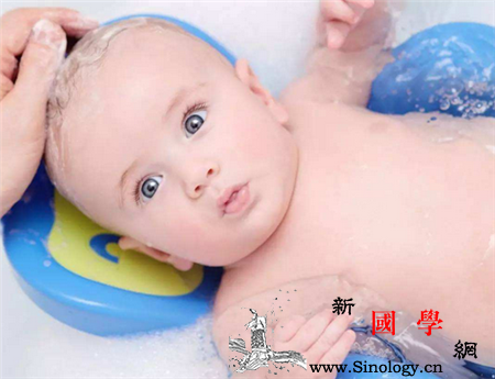 4个月宝宝感冒能洗澡吗宝宝感冒洗澡要注意防_防寒-个月-患儿-洗澡-