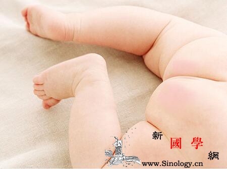宝宝大便有血丝是怎么回事_消毒剂-黏膜-肠道-血丝-