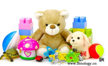 宝宝为什么喜欢扔玩具？_表现-玩具-宝宝-感觉到-