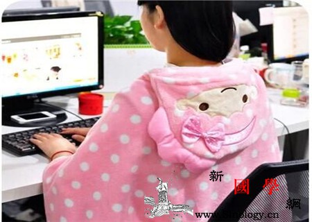 女人夏天吹空调的坏处吹空调会导致不孕告诉_夏天-正确-导致-告诉-