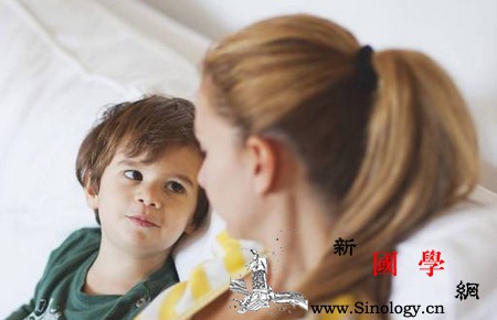 孩子“太懂事了”怎么办？_聪慧-懂事-幼儿园-女儿-