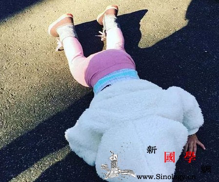 孩子说谎是为了什么？别给孩子贴上“说谎”的标_目的-贴上-父母-孩子-