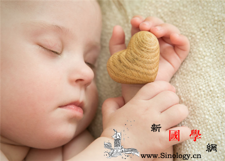 宝宝睡觉时抖动怎么回事什么原因导致宝宝睡觉_脑电图-怎么回事-抖动-睡觉时-