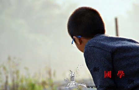 孩子在校园被欺凌作为父母该怎么办_欺凌-受害者-青少年-父母-