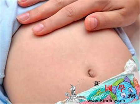 宝宝攒肚子要多久结束是什么原因引起的呢_排便-母乳-消化-肚子-