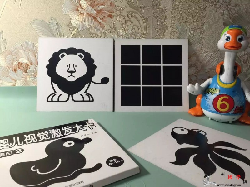 0-1个月宝宝亲子早教小游戏让宝宝聪明成长_拨浪鼓-个月-卡片-妈妈-