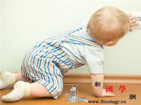 宝宝往后爬怎么回事是正常现象还是运动协调障_怎么回事-向后-往后-障碍-