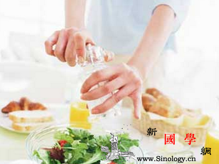 怀孕9周肚子胀气怎么办_肠胃-子宫-孕妇-散步-