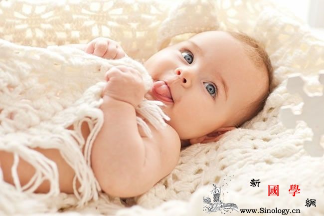 孩子说话晚家长千万别不当回事！_开口-引导-家长-孩子-