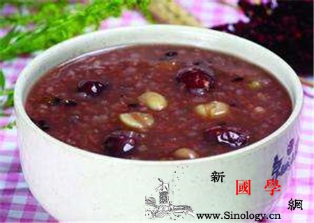 产后水肿吃什么消水肿消水肿食谱大全_红小豆-薏米-姜片-水肿-