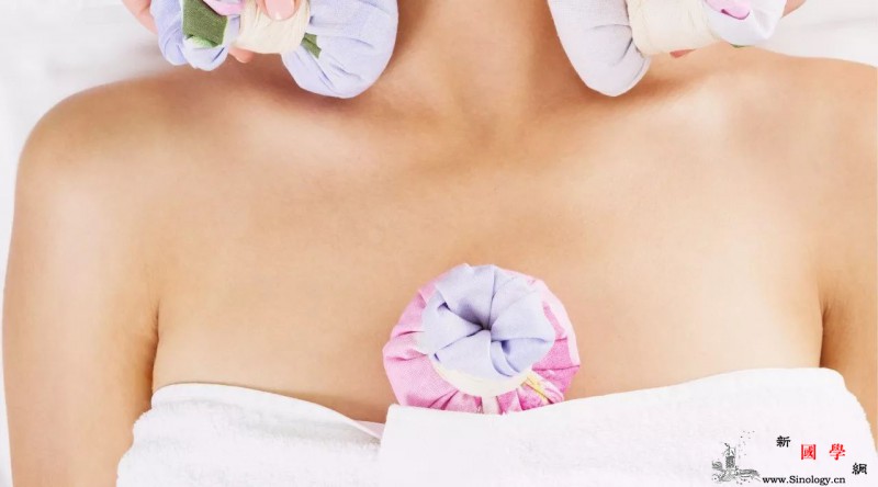 产后涨奶疼痛怎么回事？产后涨奶赶紧试试这两招_冷敷-吸吮-乳汁-哺乳-