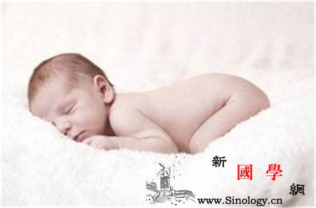 婴儿各阶段睡眠时间表你家宝宝睡够了没_时间表-睡眠-婴儿-阶段-