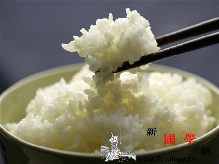 宝宝什么时候能吃米饭给宝宝吃米饭要注意这些_什么时候-肠胃-米饭-尝试-