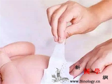 纸尿裤侧漏的原因有这四种_尿液-腰围-尺寸-适合-