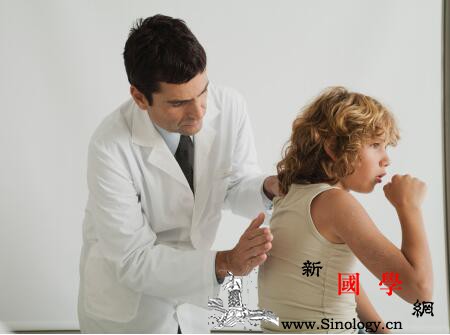 小儿慢性咽炎推拿按摩方法_鱼际-清天-喉头-咽炎-